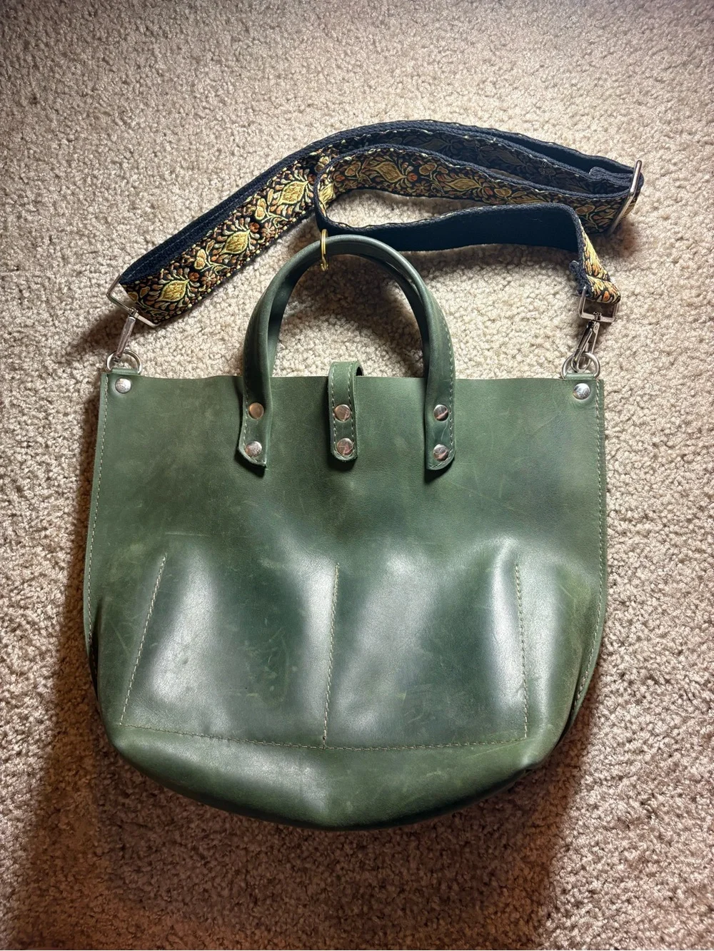 Green leather tote bag
